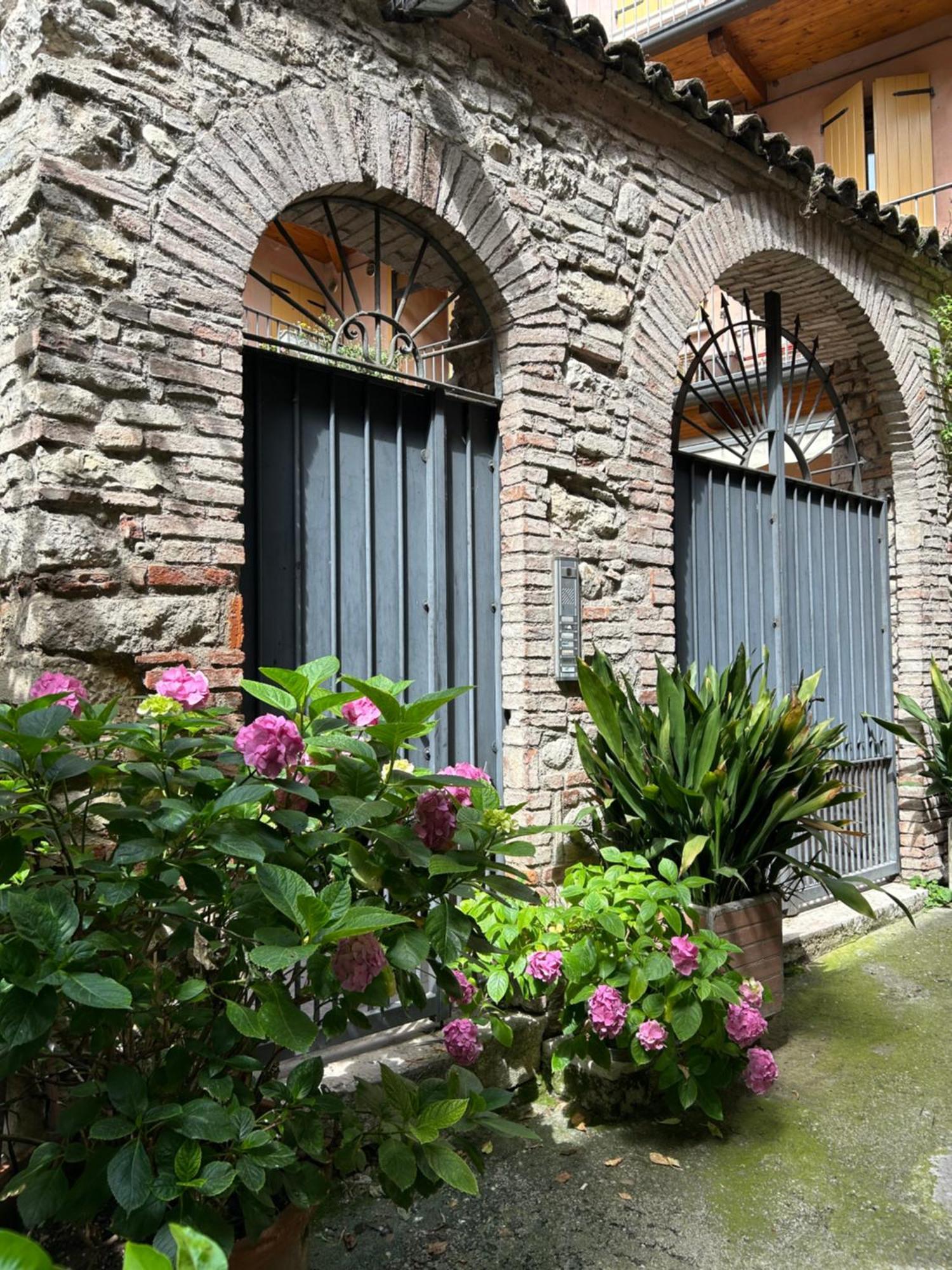 Mirella House Apartment *